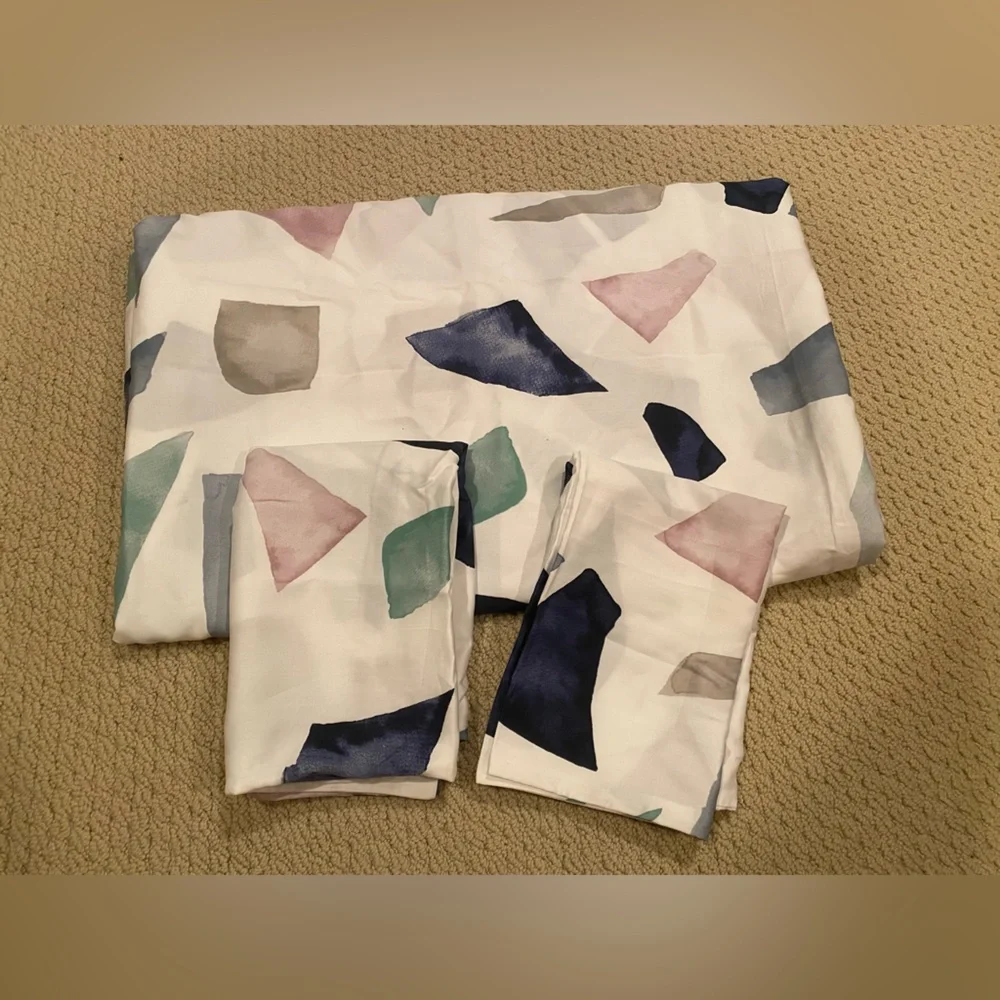 West Elm Multi Colors Terrazzo Shapes Tencel Queen Duvet Cover & 2 Shams